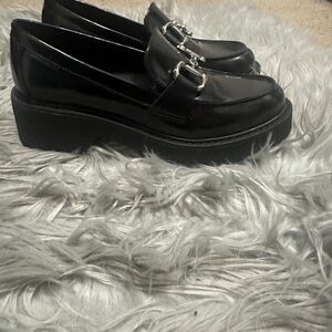 BRAND NEW Madden Girl Black Loafers with Metallic Accent